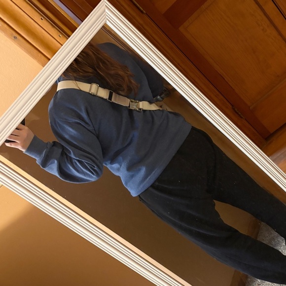 Betsey Johnson Floral Belt/Fanny Pack - Picture 9 of 11